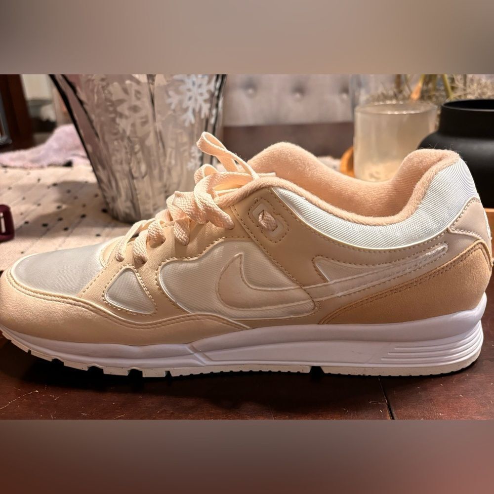New Nike Air Span 2 in size 10